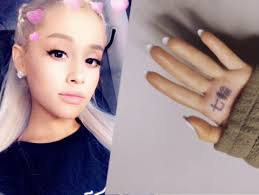 El tatuaje de Ariana Grande se volvió viral