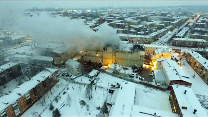 Murieron siete personas tras incendiarse un inmueble en el centro de Moscú